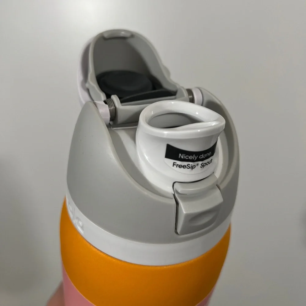 Owala 32 Oz. Water Bottle Orange - Picture 8 of 11